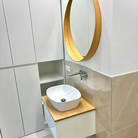 Διαμέρισμα Fabfour White - Via Tolmezzo 32 - With Parking Λινιάνο Σαμπιαντόρο