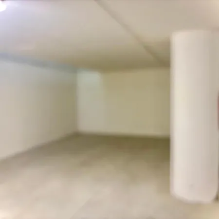 Fabfour White - Via Tolmezzo 32 - With Parking Διαμέρισμα